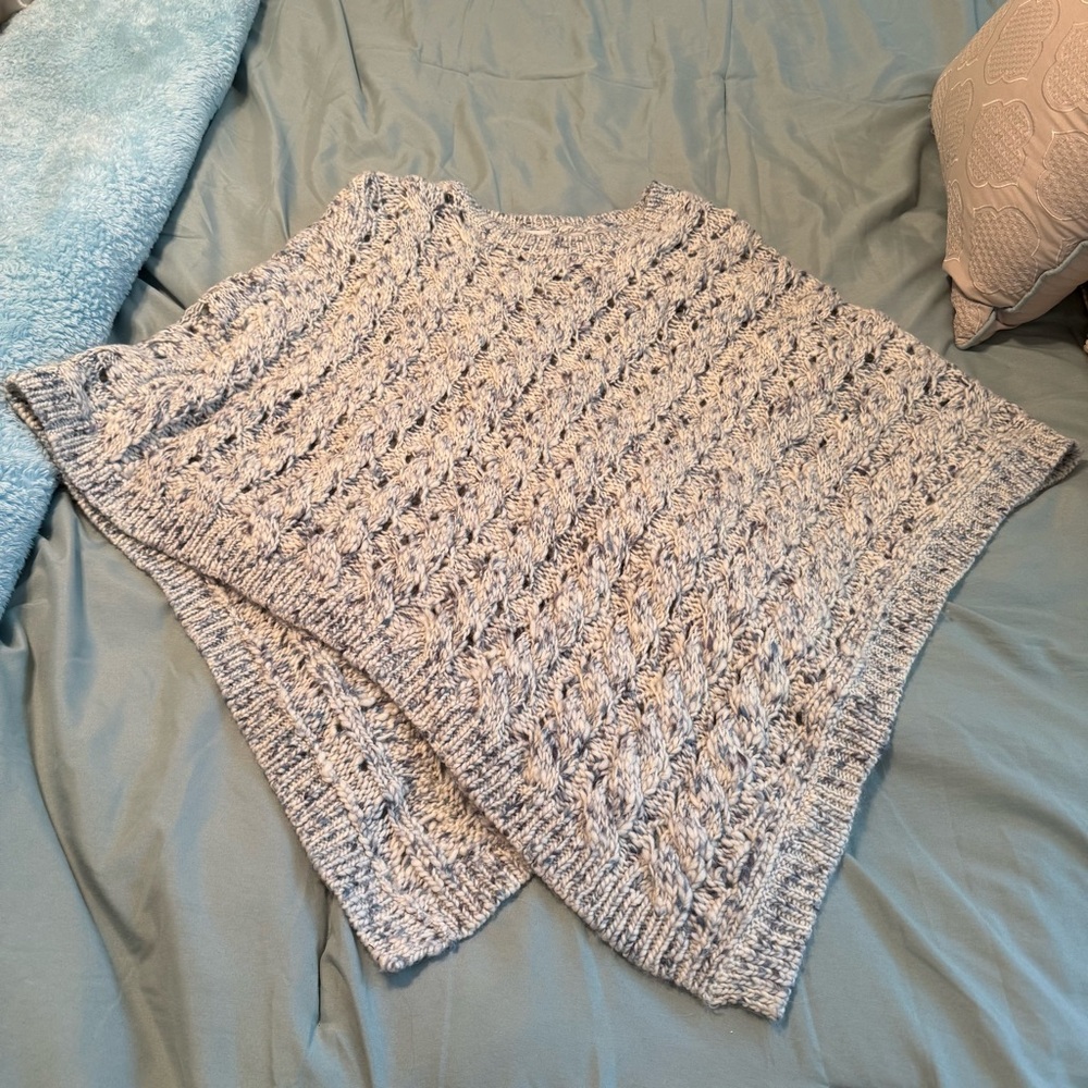 Liz Claiborne pancho fall winter cozy office wear blue gray knitted